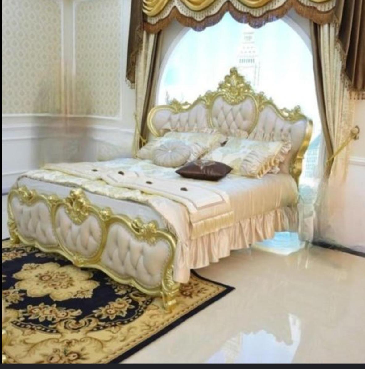 Отель Empress Madani Palace Суррей Экстерьер фото