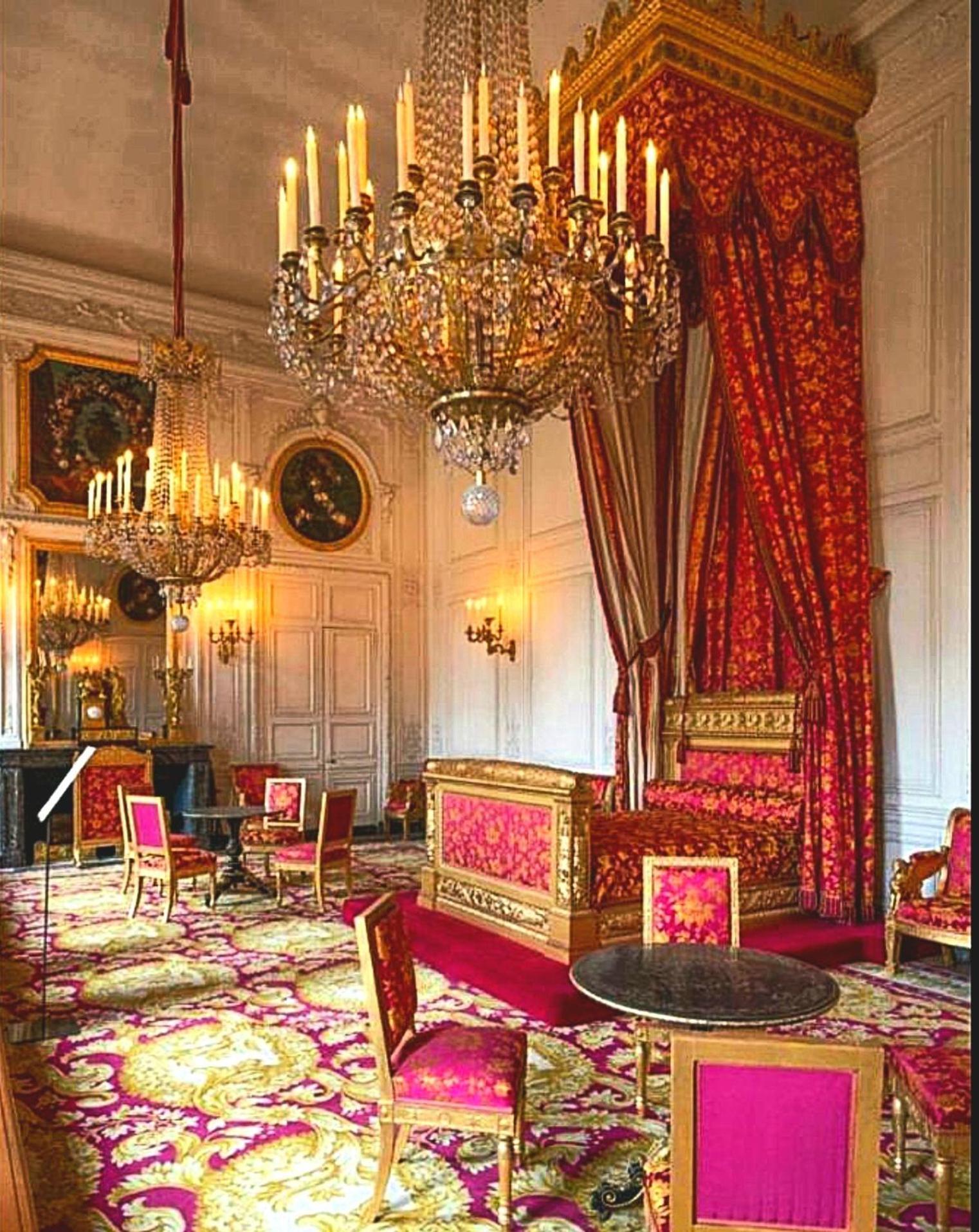Отель Empress Madani Palace Суррей Экстерьер фото